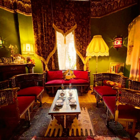 Vintage getaway - guided museum tour and tea for 2
